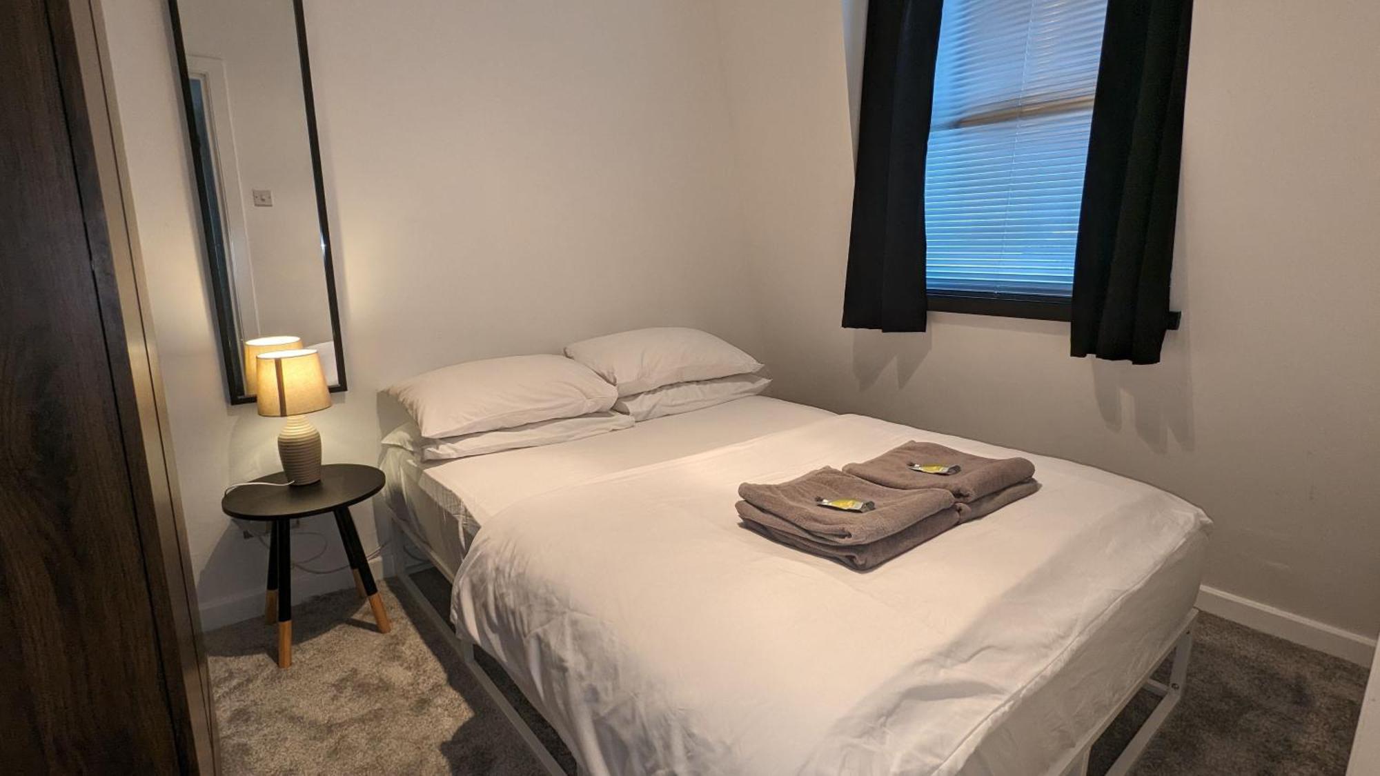 Charming & Quaint Old Compton Apartamento - Quiet Guests Only Allowed, No Parties Allowed, Over 25 Years Old Or Families 런던 외부 사진